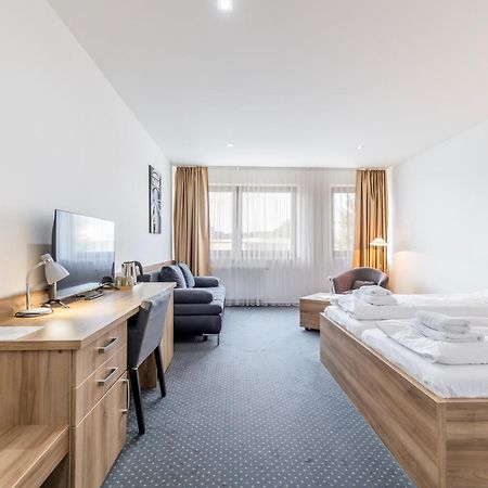 Sport Hotel Centrum Valasske Mezirici Luaran gambar