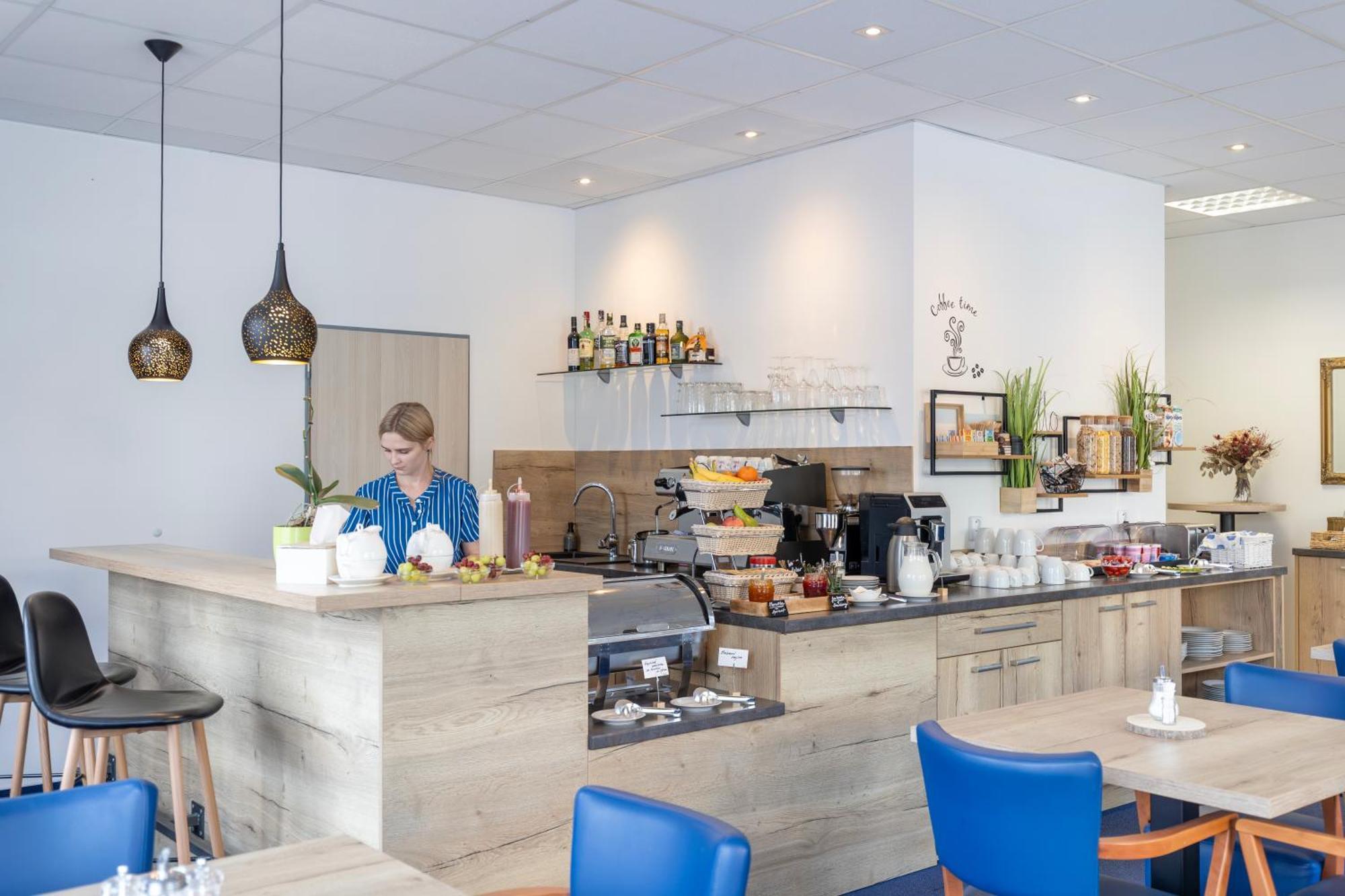 Sport Hotel Centrum Valasske Mezirici Luaran gambar