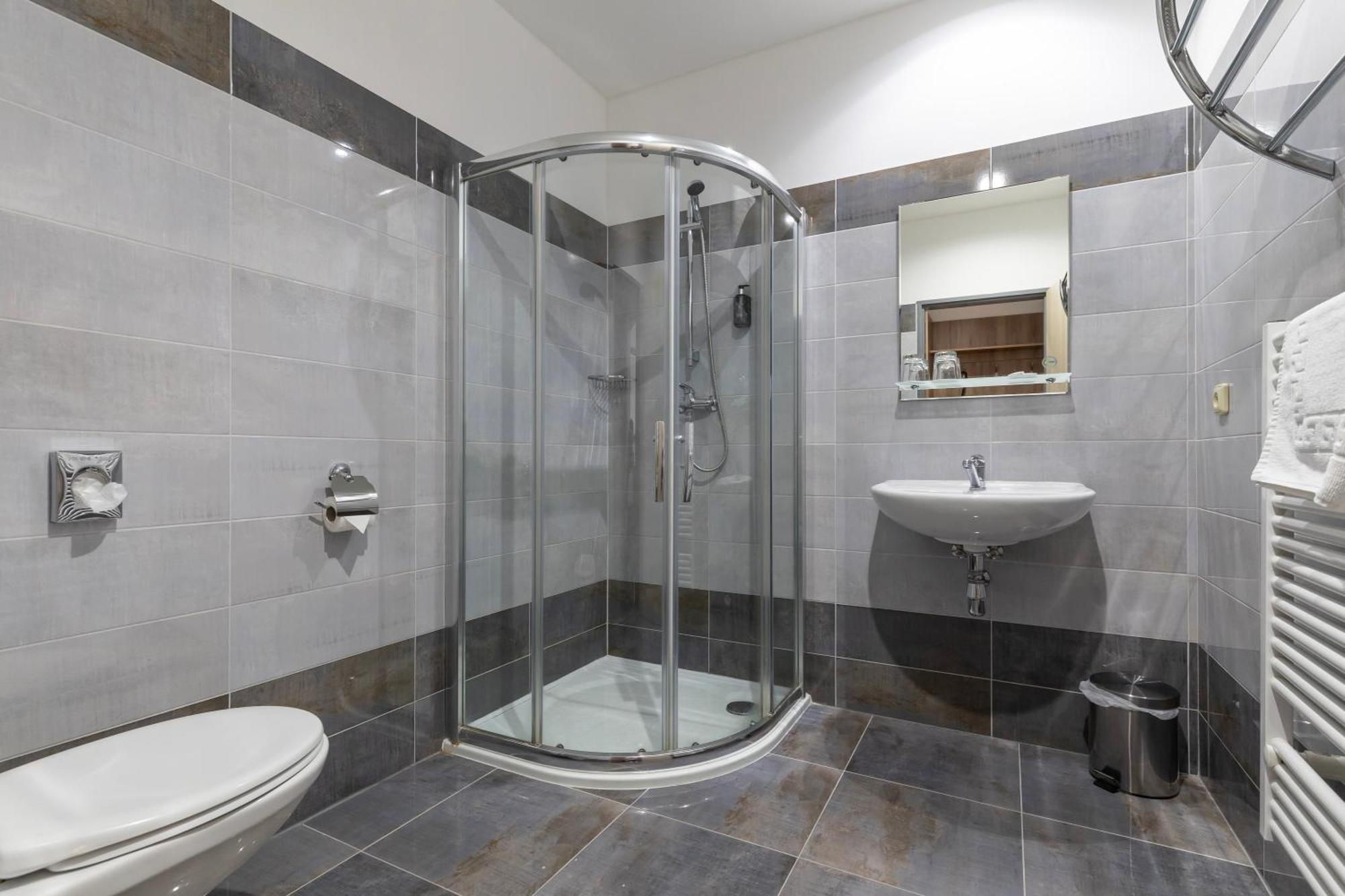 Sport Hotel Centrum Valasske Mezirici Luaran gambar