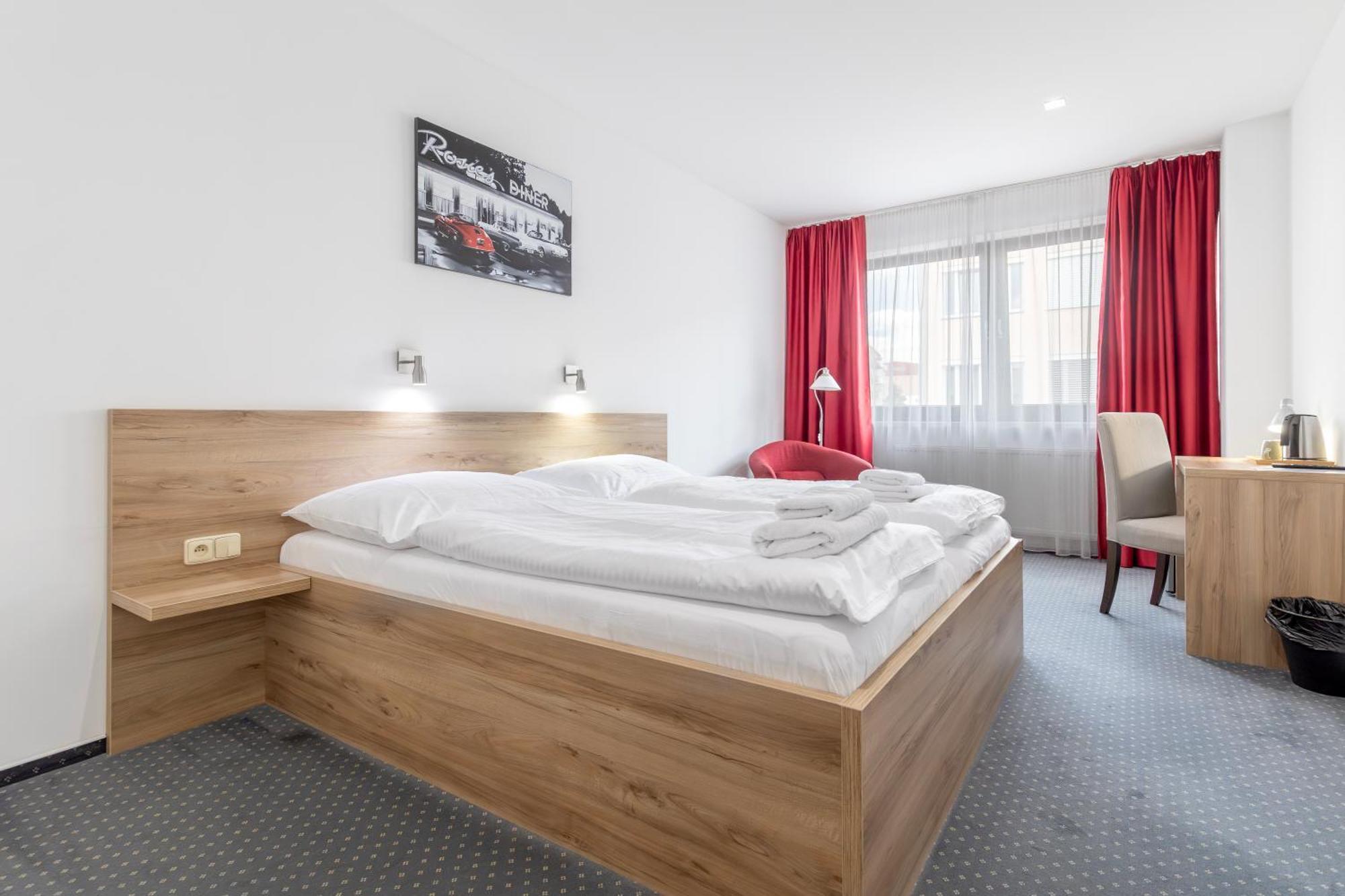 Sport Hotel Centrum Valasske Mezirici Luaran gambar