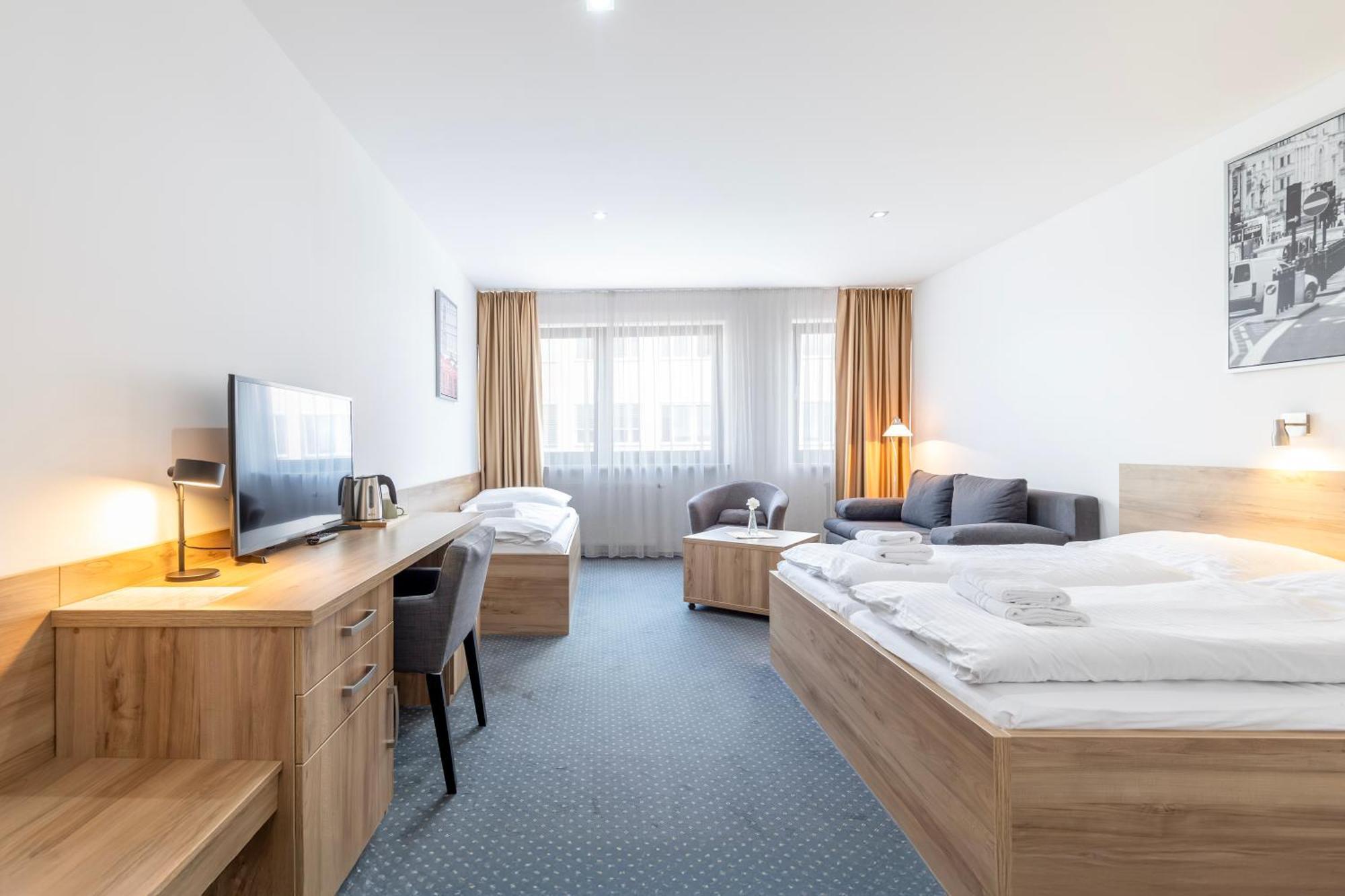 Sport Hotel Centrum Valasske Mezirici Luaran gambar