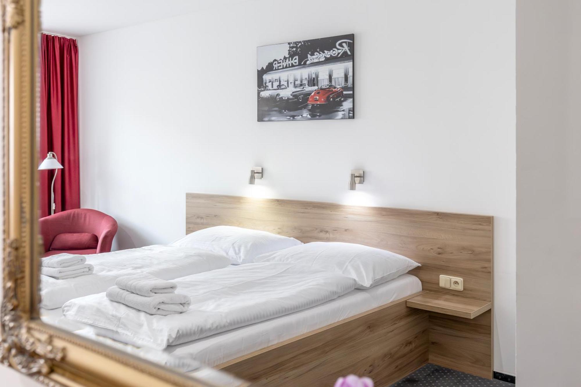 Sport Hotel Centrum Valasske Mezirici Luaran gambar